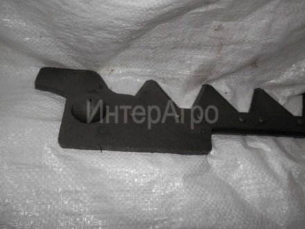 Фото 1 - нож НИВА жатки (4.2м) Р230.10.000 Нож НИВА жатки (4.2м) Р230.10.000 (фото 1)