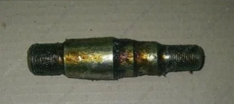 Палець кронштейна МТЗ 133 мм та гідроциліндра Ц50 та 102-2301023-01 ВЗТЗЧ 102-3405103