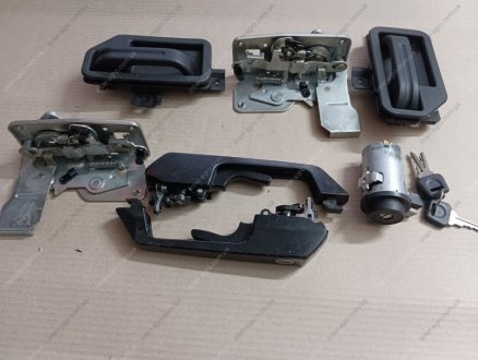 Замок дверей МАЗ (замок запалювання, внутрішня/зовнішня ручки тощо) комплект (Радіохвиля) Радиоволна ГРУПП, г. Гродно ИЖКС.454823.001