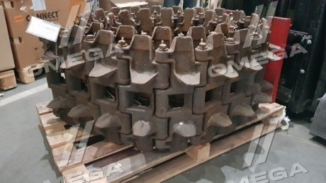 Гусениця ТТ 4 (права) 35 зв. (2 напівланцюги на трактор) (ЧАЗ) ОАО "Чебоксарский агрегатный завод". Т4.34.100Сб (фото 1)