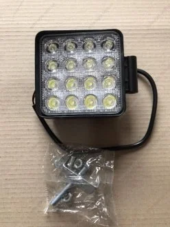 Фара LED прямоугольная МТЗ 48W, 16 ламп, 110х164мм, широкий луч (трактор,погрузчик) <ДК> Дорожня карта DK B2-48W-A FL