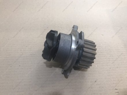 Фото 1 - насос водяной ВАЗ 2108-2115, 1118, 8кл. АВТОВАЗ 21090-1307010-82 Насос водяной ВАЗ 2108-2115, 1118, 8кл. АВТОВАЗ 21090-1307010-82 (фото 1)