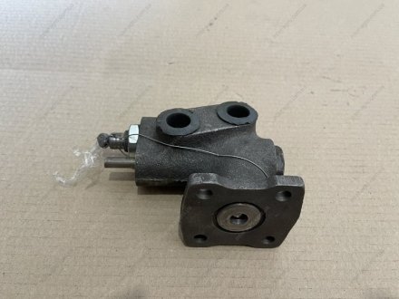 Фото 1 - кран управления подъема кузова ГАЗ 3307, 53, 3309 в сборе АВТО-СОЮЗ 88 3507-8607010 Кран управления подъема кузова ГАЗ 3307, 53, 3309 в сборе АВТО-СОЮЗ 88 3507-8607010 (фото 1)