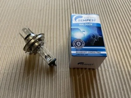 Лампа головного света H4 P43t 24V 75/70W (фарна КАМАЗ, МАЗ) Tempest H4 24V75/70W P43T