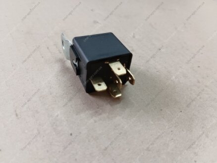 Реле універсальне 5-ти конт. 12В з кронштейном (ДК) Дорожня карта 90.3747