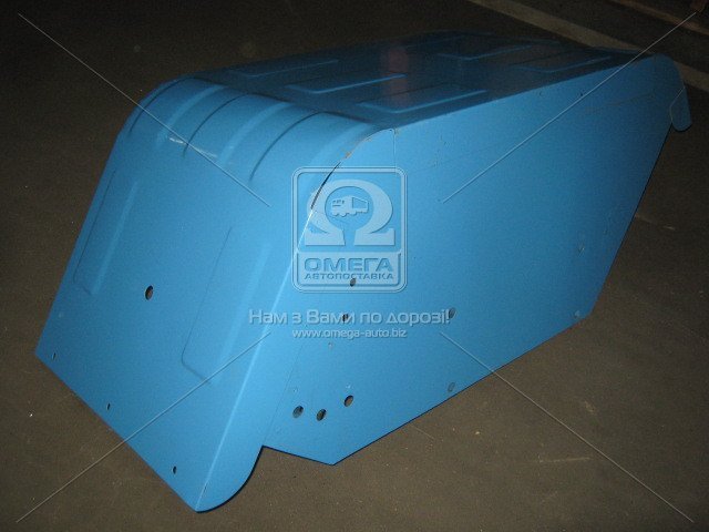 Разобранный трактор т 150 к. 10. Капот т 150 хтз. Боковина капота т 150к. Капот т 150.