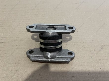 Патрубок подвода воздуха к компрессору КАМАЗ в сборе (КамАЗ) КамАЗ, Набережные Челны 740.3509279 (фото 1)