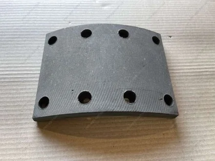 Накладка тормозная КАМАЗ сверленая R0 11,8/17 (пр-во Трибо) ТРИБО 5511-3501105-02