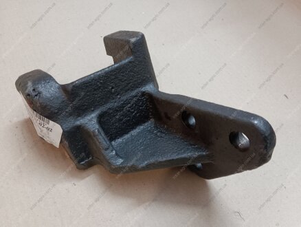 Кронштейн кабины МАЗ левый малый (опора стабилизатора кабины) (МАЗ) МАЗ, ОАО «Минский автомобильный завод» 551605-5001721