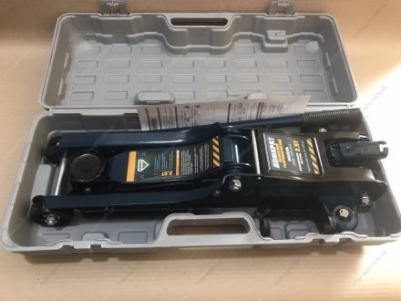 Домкрат подкатной, 2,5т. пластик, Н=85/385 14кг <> ARMER ARM-08LPVC