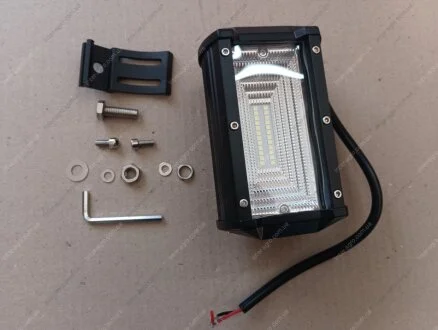 Фара LED дополнительная 24W, 24 лампы широкий луч <ДК> Дорожня карта DK B2-24W-C2