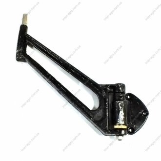 Фото 1 - держатель зеркала КАМАЗ (к-кт 2 шт.лев+прав., стар.обр., с кронштейн.) RU 5320-8201040 Держатель зеркала КАМАЗ (к-кт 2 шт.лев+прав., стар.обр., с кронштейн.) RU 5320-8201040 (фото 1)