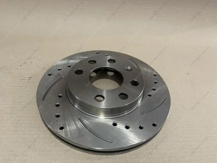 Диск тормозной DAEWOO LANOS передний SPORT с перфорацией (R13) RIDER RD.90121445
