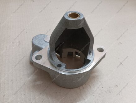 Крышка стартера ВАЗ 2110-12, 1117-19 передняя (2 шпильки) DECARO 2110-3708400