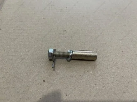 Клин валу рульового управління ГАЗЕЛЬ, ГАЗ 3307, 4301 в зборі з гайкою та гровером (оцинкований) АВТО-СОЮЗ 88 4301-3401227