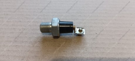 Фото 1 - датчик давления воздуха КАМАЗ, МАЗ, Т-150, ГАЗ аварийный RU ММ124В Датчик давления воздуха КАМАЗ, МАЗ, Т-150, ГАЗ аварийный RU ММ124В (фото 1)