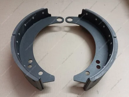 Колодка гальмівна ГАЗ 3307, 3309 задня з накл. (2 шт) (Трібо) ТРИБО 3309-3502090