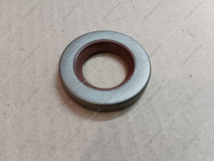 Сальник вала первичного КПП ВАЗ 2108 малый 25х45х8 красный с пружиной RIDER 2108-1701043Р