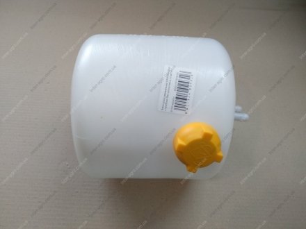 Бачок розширювальний КАМАЗ в зборі з пробкою без кронштейна (пластик) АВТО-СОЮЗ 88 5320-1311010-30