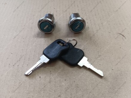 Замок двери ГАЗ 3302, Газель (2 замка + 2 ключа, правый и левый, нового образца после 2003 г.в.) АВТО-СОЮЗ 88 3302-6105080