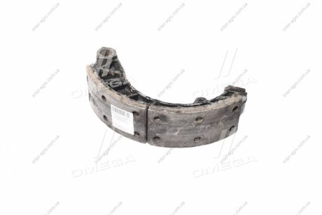 Фото 1 - колодка тормозная ЗИЛ 131, ПРИЧЕПЫ ЗИЛ в сборе с накладкой АВТО-СОЮЗ 88 131-3501095-Б2 Колодка тормозная ЗИЛ 131, ПРИЧЕПЫ ЗИЛ в сборе с накладкой АВТО-СОЮЗ 88 131-3501095-Б2 (фото 1)