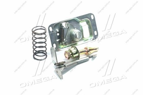 Фото 1 - замок капота ГАЗ 3307, 53, 3309, 4301 в сборе (7 наименований, с крючком) АВТО-СОЮЗ 88 21-8406012-Б/80-01 Замок капота ГАЗ 3307, 53, 3309, 4301 в сборе (7 наименований, с крючком) АВТО-СОЮЗ 88 21-8406012-Б/80-01 (фото 1)