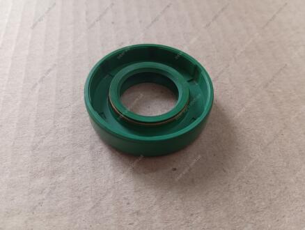 Сальник насоса ГУР КАМАЗ, УРАЛ, ЗИЛ (24х46х10/11.4, NBR зелен) DETALKA 309777-П-01