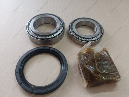 Фото 1 - ремкомплект ступиці ЗІЛ 131 колеса переднього/заднього (підшипники, сальник ПРЕМІУМ, мастило) DETALKA 864117-02 Ремкомплект ступиці ЗІЛ 131 колеса переднього/заднього (підшипники, сальник ПРЕМІУМ, мастило) DETALKA 864117-02 (фото 1)