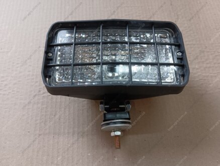 Фара МТЗ рабочая прямоугольная с решеткой (ДК) Дорожня карта 8724.304/011