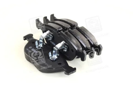 Колодка гальм. диск. MB C-CLASS, VW GOLF V передн. (вир-во Bosch) BOSCH 0 986 424 649